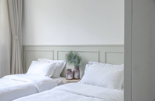 Beijing Hotel | Iris House Hotel