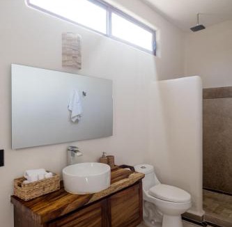 Barra de Colotepec House | Isla Neptuno