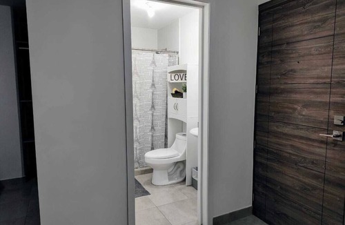 Zona 4 Apartment | Jacuzzi Getaway, in the Heart of Zone 4