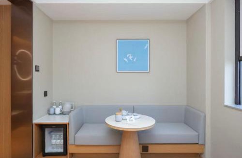 Sanlin Hotel | JI Hotel Shanghai Qiantan Haiyang Road