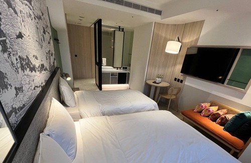 Shilin House | Jiantan Boutech Hotel