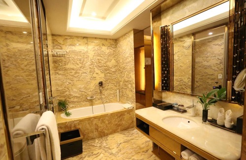 Xinjiang Uygur Hotel | Jin Jiang International Hotel Urumqi
