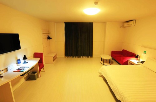 Hedong Hotel | Jinjiang Inn Tianjin Bawei Road School of Music