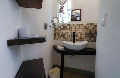 Leona Vicario Cabin | Jolie Jungle Eco Hotel