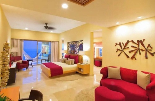 South Shore Hotel Area Hotel | Junior Panoramic Suite with Ocean Views & Private Balcony