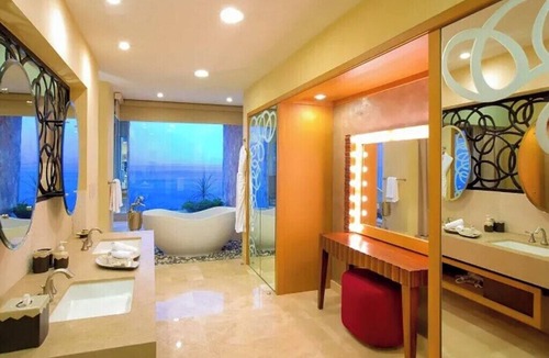South Shore Hotel Area Hotel | Junior Panoramic Suite with Ocean Views & Private Balcony