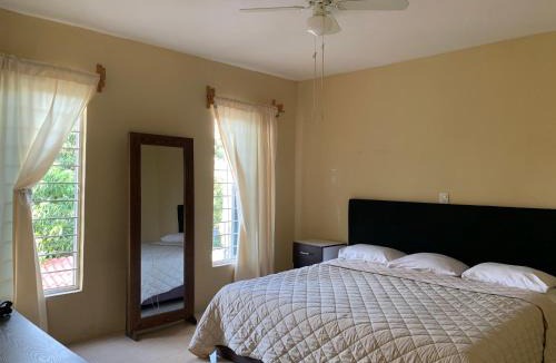 San Agustin de las Juntas Apartment | k5m a puerto, ideal para descansar con facturación