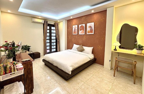 Tay Ho Hotel | KAN Home