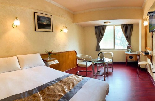 Zhongzheng Hotel | Kao Feng Hotel