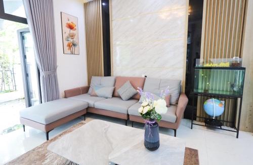 Huong Thuy Hotel | Kenpi House