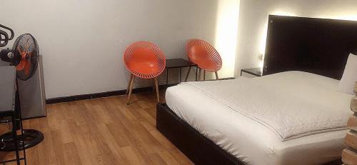 District 4 Hotel | Khách Sạn Gia Huyên