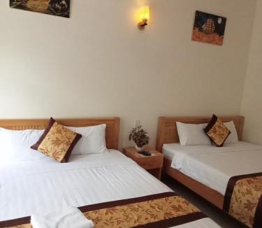 Con Son Hotel | Khách sạn Trọng Tín