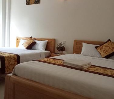 Con Son Hotel | Khách sạn Trọng Tín