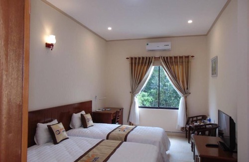 Binh Son Hotel | Khach San Hoang Mai