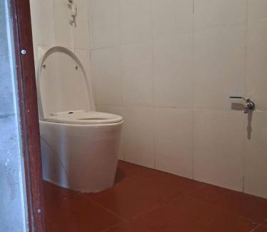 Quang Uyen Apartment | Kim