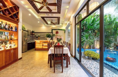 Hoi An City Centre Villa | King Suite double with pool view - Hoi An Discovery Villa