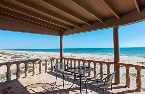 Puerto Penasco House | Kivoya Suites at Rocky Point 1