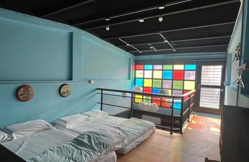 West Central District Bed & Breakfast | Kuanzhai 1960 Private B&B