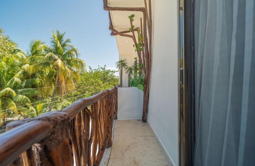 Jimenez Hotel | Kukulkán King Suite con Balcón