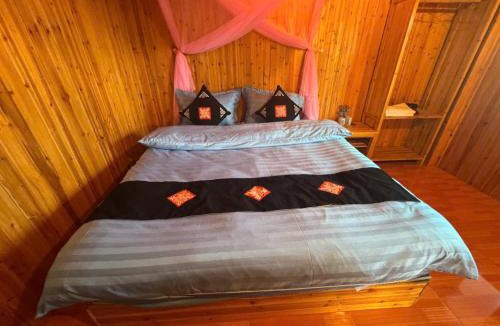 Quan Ba House | Lý Phúc Homestay Quản Bạ