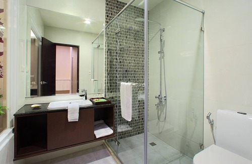 Shanhua District Hotel | L'arc Hotel