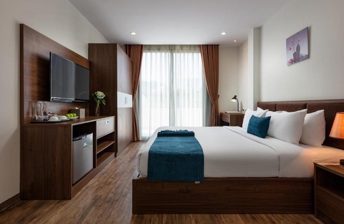 Ba Dinh Hotel | La Batisse Kim Ma Hotel
