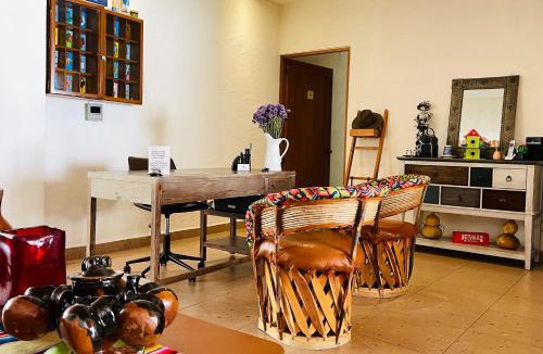 De La Presa Hotel | La Cañada