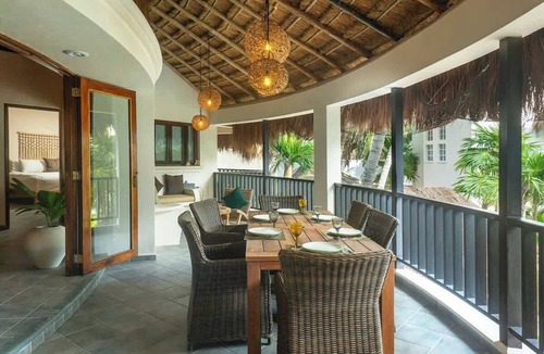 Soliman Bay House | La Casa: 3 Bedroom Suite