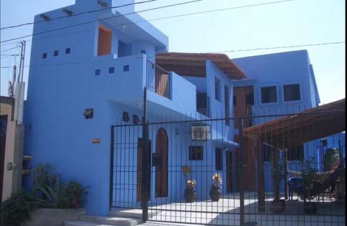 Centro Apartment | La Casa Azul Beach Lofts
