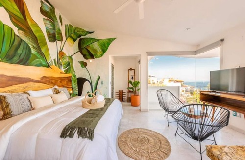 Downtown Puerto Vallarta House | La Casa Blanca