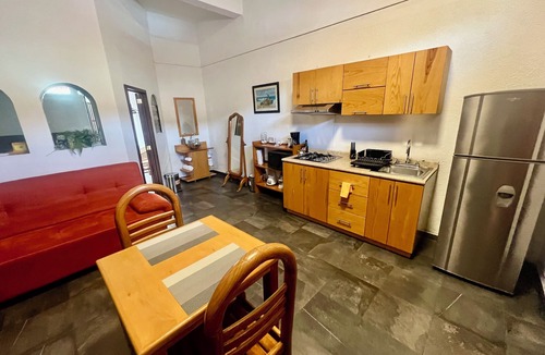 Ruta Independencia Apartment | LA CASITA, Casa EA Oaxaca, Historic Center, Independent, Excellent Location.