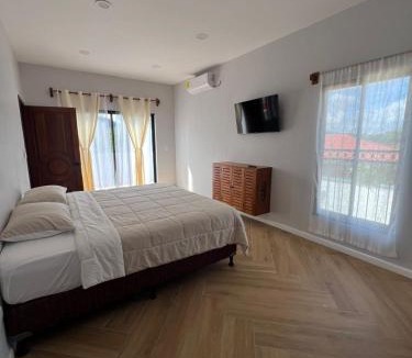 Flores House | La Isla Bonita Residence