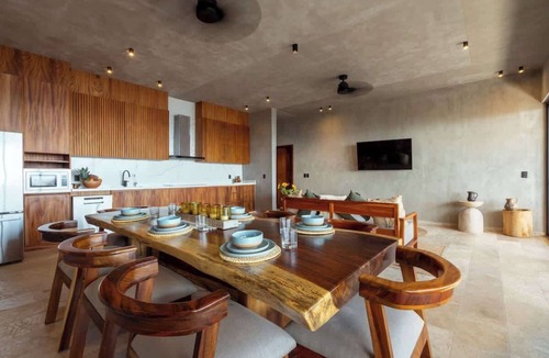 Hidalgo Condo | La Olita PH
