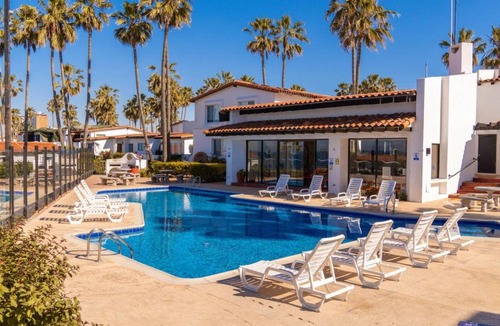 La Paloma Apartment | La Paloma Beach Club & Residences | Ocean Pool