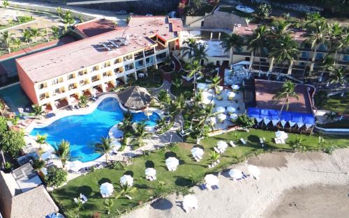Cuastecomates Hotel | La Quinta Gran Bahía, Cuastecomates - Todo Incluido