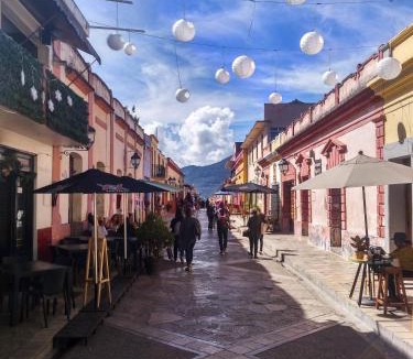 De Guadalupe Hotel | La Tozi Hotel