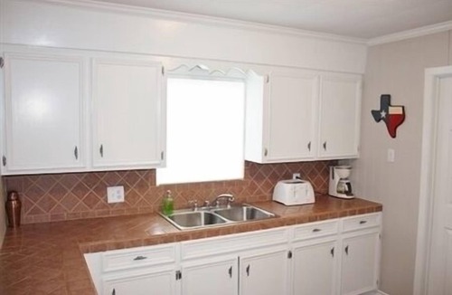 Port Mansfield House | Laguna Flats Lodge. 3 Bedroom, 2 Bath. Close to Public Pier or Boat Launch.