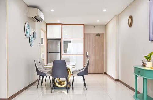 District 10 Apartment | LaLa Hà Đô Centrosa Residence