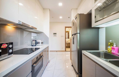 Hang Xanh Apartment | LANDMARK 81 Signature Residence