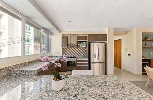 Cerro Condo | Large and modern condo in Old Town PV, 6 min. walk to beach and Malecon!