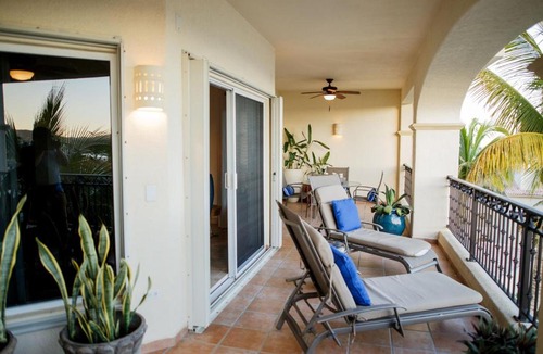 Zona Hotelera House | Las Maanitas AE3402 2 BR by Casago
