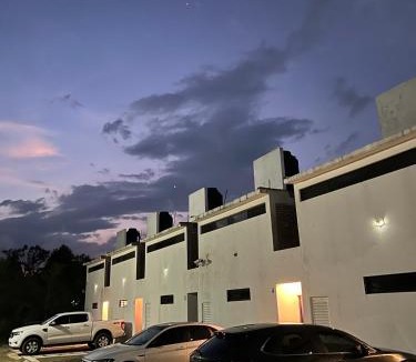 Santa Cecilia House | Las Orquídeas