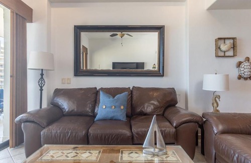 Bella Vista House | Las Palomas 2 BR 2 BA Diamante 707