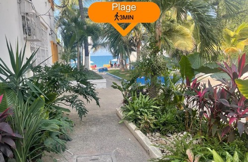 Colonia 5 de Diciembre Apartment | Le Petit Bonheur - Peaceful Rooftop - 3 min Beach