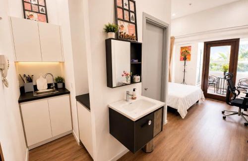 Thu Thiem Apartment | Lexington Residence Rest & Work by A S