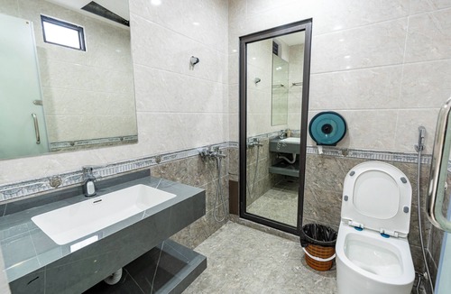 Long Bien Hotel | Light Hotel Ha Noi