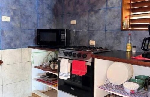 San Juan La Laguna Apartment | Lily's House, entire cabin in San Juan La Laguna