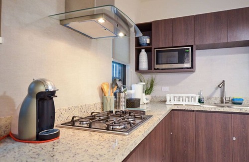 Monterrey House | ¡Linda Casa! - Zona médica - 6 camas - Agua 24/7