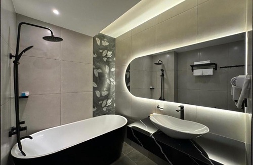 Cai Rang Hotel | LION 16 Hotel