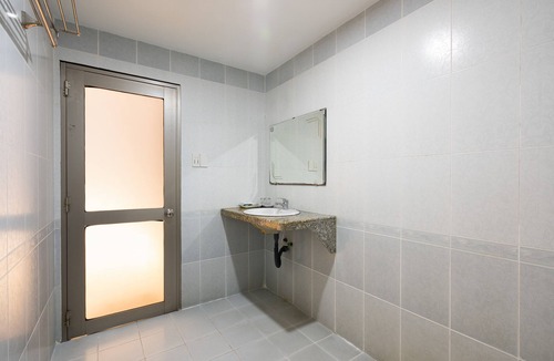 Tan Phu District Hotel | Loc Phat Hotel